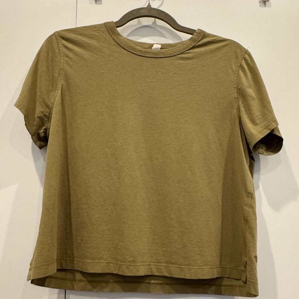 Lululemon Jersey Training Short-Sleeve Shirt – Bay Leaf, Size 8